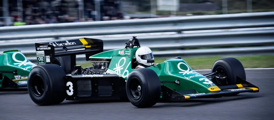 F1 레이싱: 속도와 열정의 극한 경기